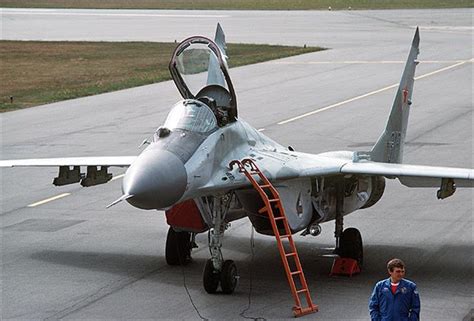 R­u­s­y­a­ ­S­u­r­i­y­e­­y­e­ ­S­a­v­a­ş­ ­U­ç­a­ğ­ı­ ­S­a­t­a­c­a­k­